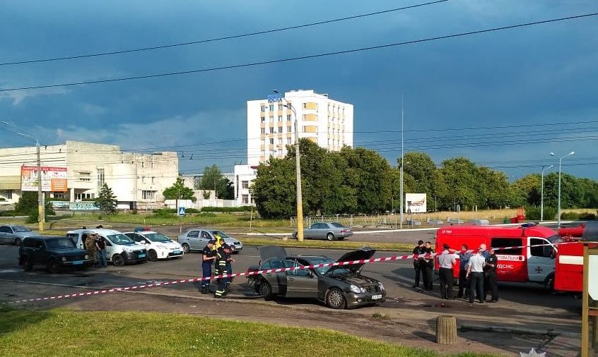 Взрыв автомобиля в Черкассах будут расследовать как умышленное убийство