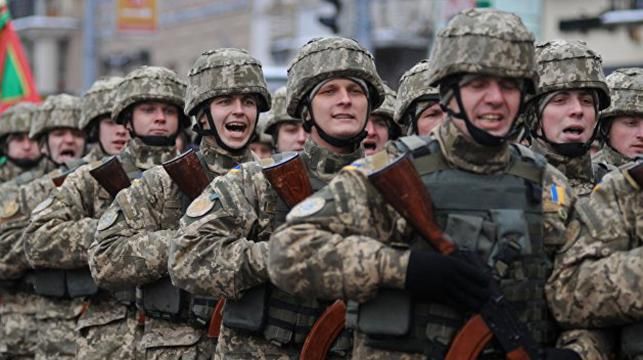 Полторак назвав військових, які не будуть брати участь у війні на Донбасі