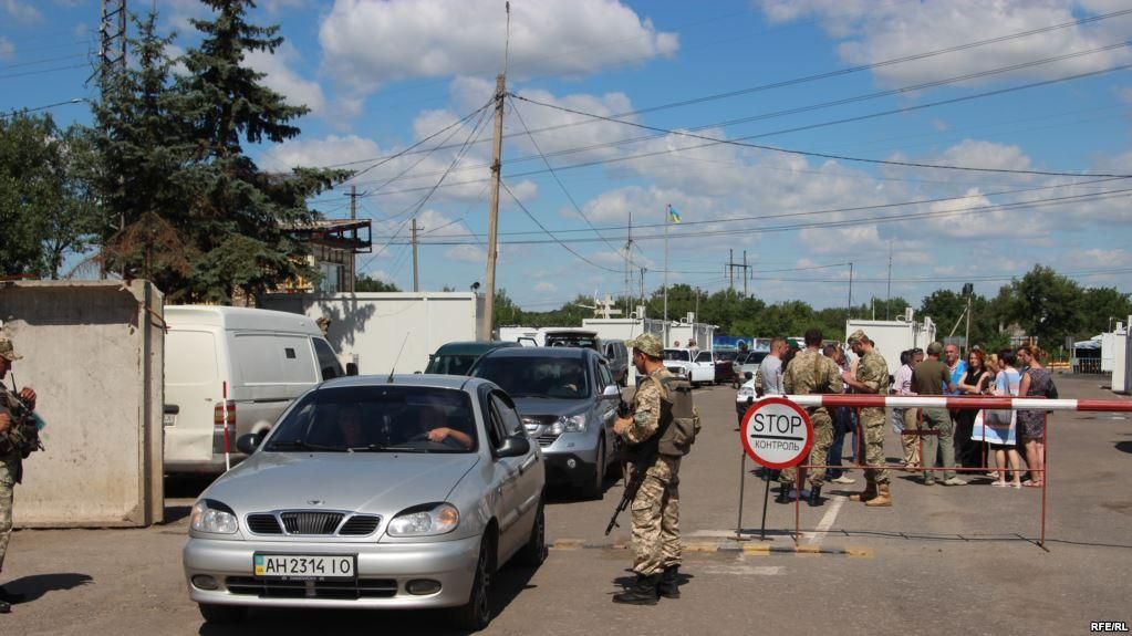 В Донецкой области возобновил работу пункт пропуска "Майорское" В Донецкой области возобновил работу пункт пропуска "Майорское"