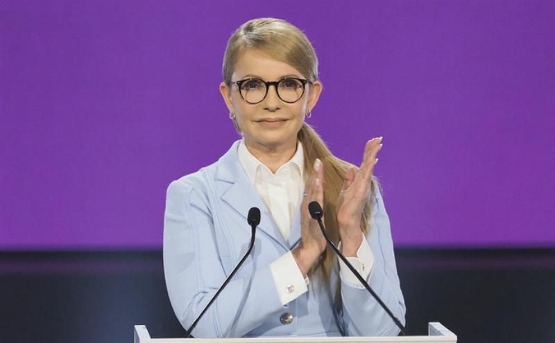Журналіст розповів, як бідні прихильники Тимошенко "жертвують" мільйони для ВО "Батьківщина"