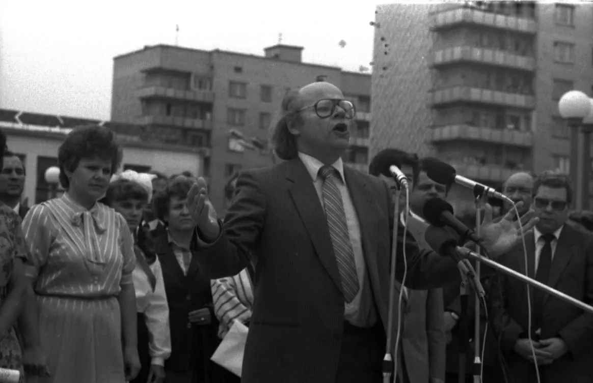 Помер Іван Драч: біографія та книги Помер Іван Драч: біографія та книги