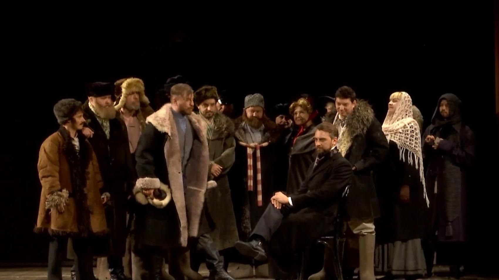 У столичному театрі Франка відбулася акція на підтримку ув'язненого Сенцова У столичному театрі Франка відбулася акція на підтримку ув'язненого Сенцова