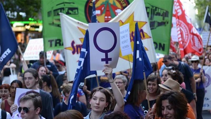 Австралія розслідує сексуальні домагання на робочих місцях
