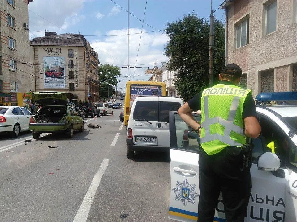 Аварія з 5-ма автомобілями в Тернополі