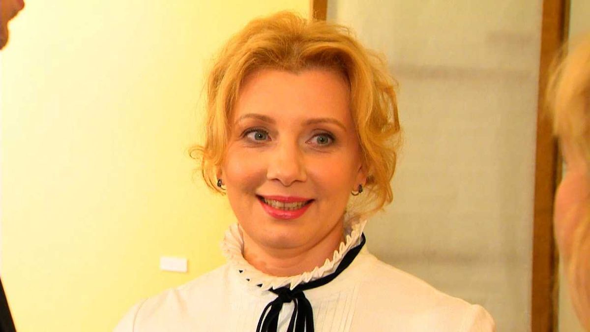 Турчинов прокоментував гомофобні заяви своєї дружини Турчинов прокоментував гомофобні заяви своєї дружини