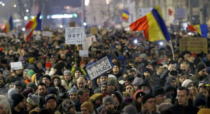Митинги в Румынии: почему в стране снова возникли антикоррупционные протесты
