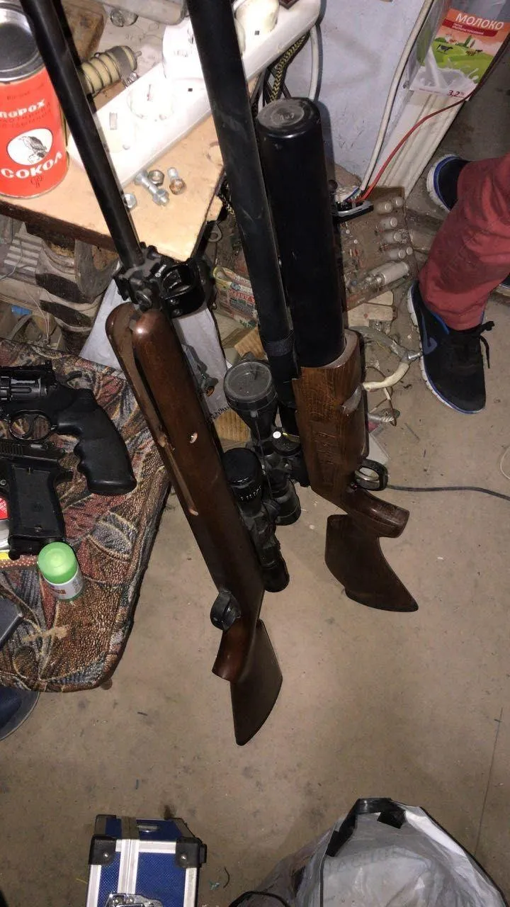 Вилучена зброя в шпигунів Вилучена зброя в шпигунів