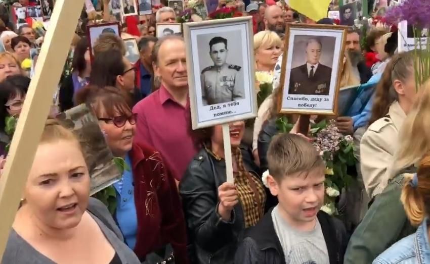 Розвідка повідомила про примусові антиукраїнські мітинги на окупованому Донбасі Розвідка повідомила про примусові антиукраїнські мітинги на окупованому Донбасі