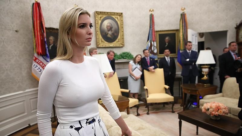 Иванка Трамп поразила пикантным образом в Белом доме: фото