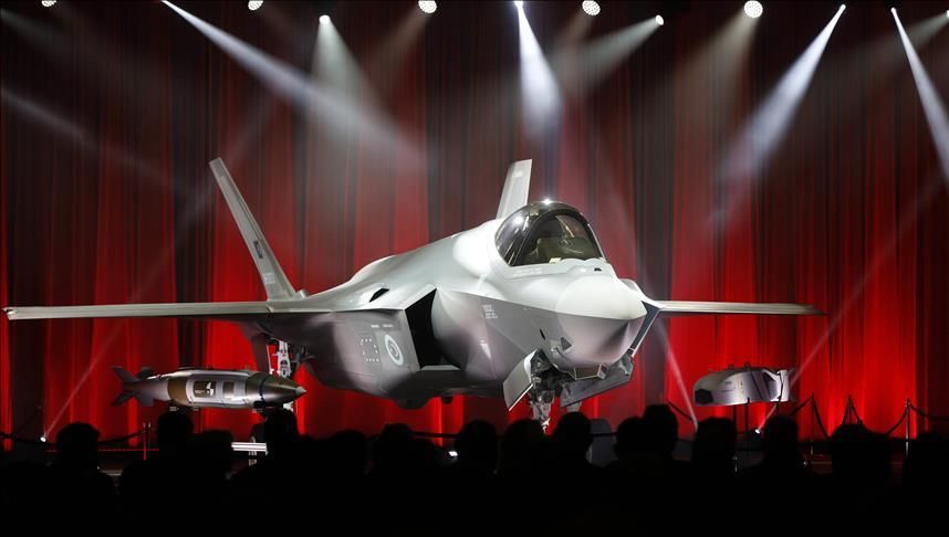 Туреччині передали перший винищувач-бомбардувальник F-35: з'явилися фото літака Туреччині передали перший винищувач-бомбардувальник F-35: з'явилися фото літака