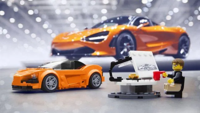 MCLaren MCLaren