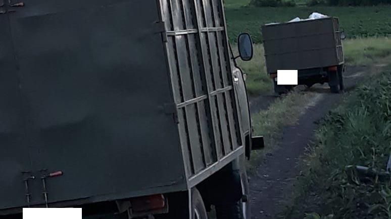 На границе поймали украинцев, которые хотели перевезти в Россию автозапчасти и много яиц На границе поймали украинцев, которые хотели перевезти в Россию автозапчасти и много яиц