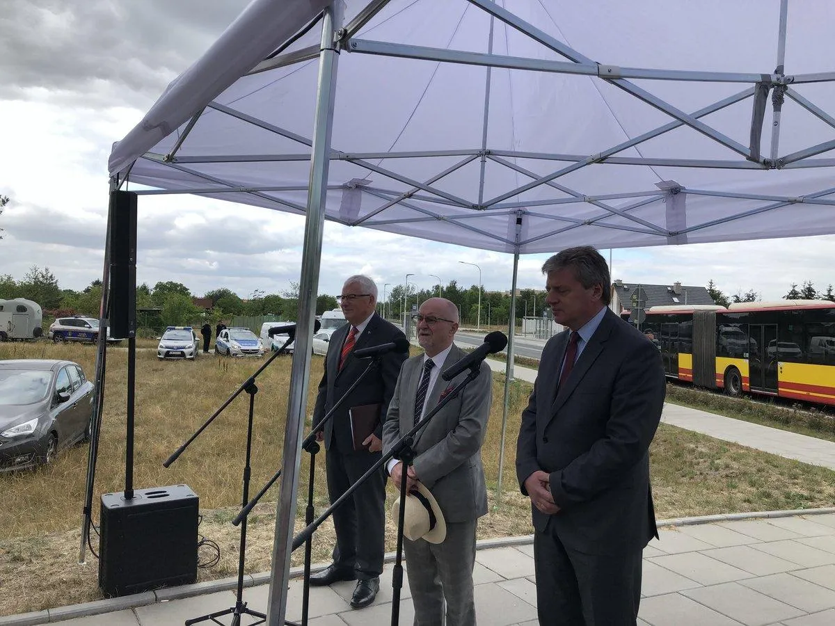 Польща, Україна, УНР, перехрестя, Безручко Польща, Україна, УНР, перехрестя, Безручко