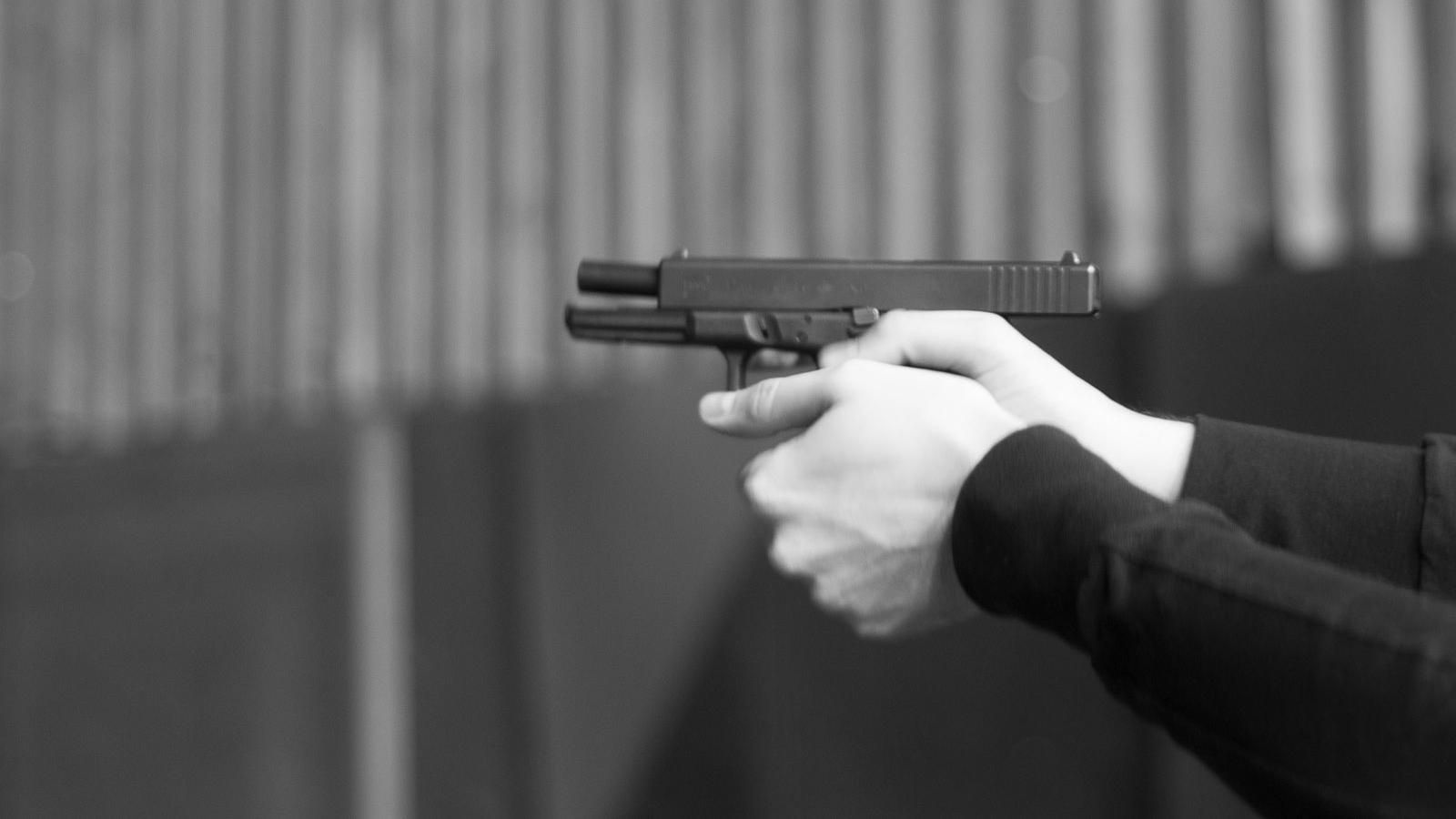 У Києві конфлікт молодиків переріс у постріли: одна особа перебуває у лікарні У Києві конфлікт молодиків переріс у постріли: одна особа перебуває у лікарні