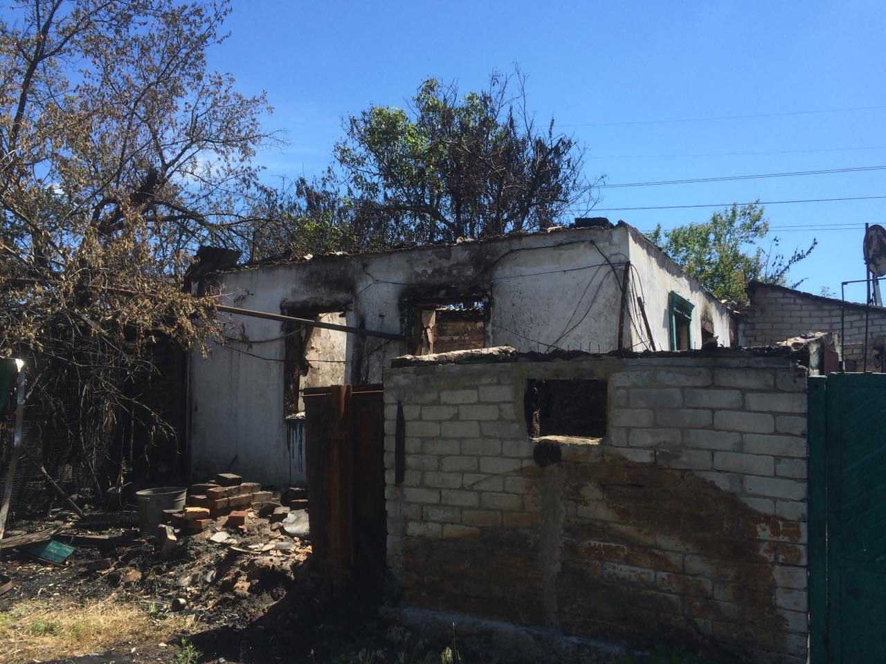 Знищені цілі вулиці: окупанти руйнують Південне після звільнення селища українськими військовими