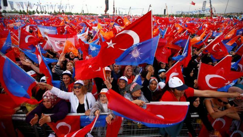 Вбивство і стрілянина в день виборів: чи призведе таке голосування до зміни президента Ердогана