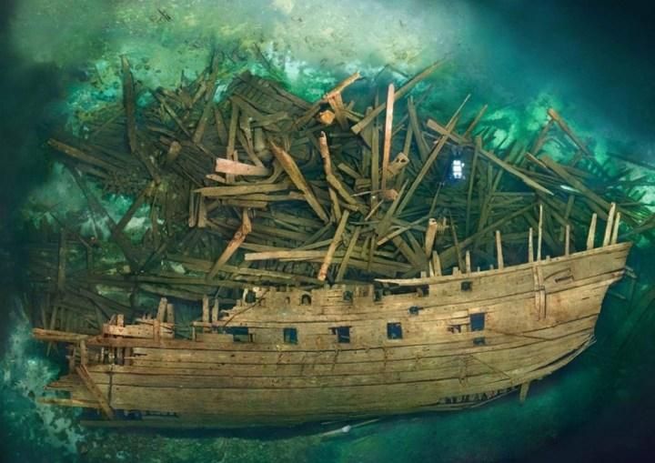 В Днепре неподалеку от Херсона археологи нашли 2 средневековых корабля 17 века