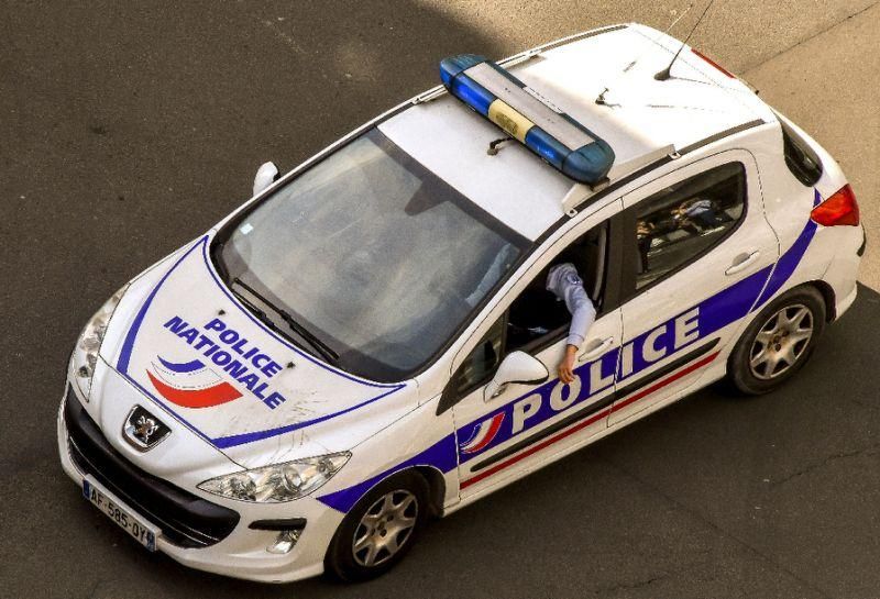 У Франції затримали десятьох людей за ймовірне планування атак на мусульман У Франції затримали десятьох людей за ймовірне планування атак на мусульман