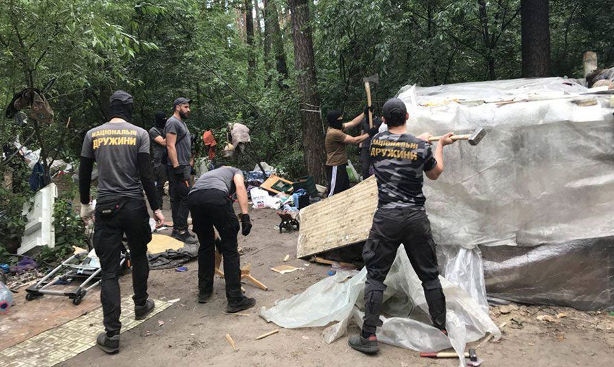 Выгодны ли политическим силам погромы ромов: мнение эксперта Выгодны ли политическим силам погромы ромов: мнение эксперта