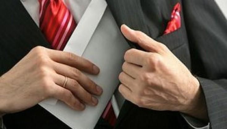 "Карманная мафия": На Херсонщине рыбпатруль поймали на связи с коррупционерами "Карманная мафия": На Херсонщине рыбпатруль поймали на связи с коррупционерами