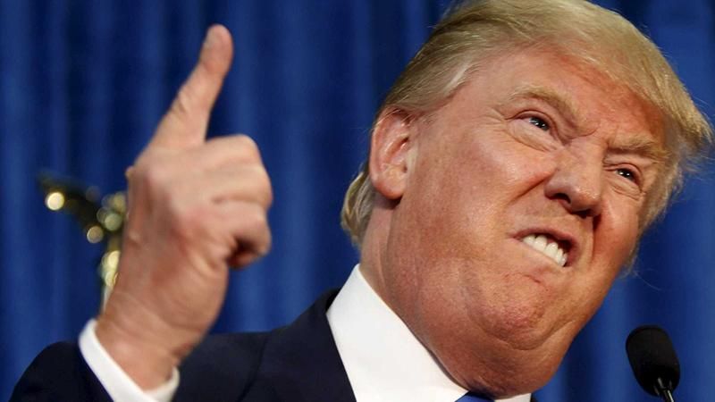 Трамп відреагував на інцидент за участі прес-секретаря Білого дому Трамп відреагував на інцидент за участі прес-секретаря Білого дому