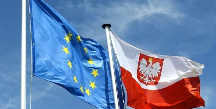 ЕС хочет ввести санкции против Польши из-за скандальной судебной реформы