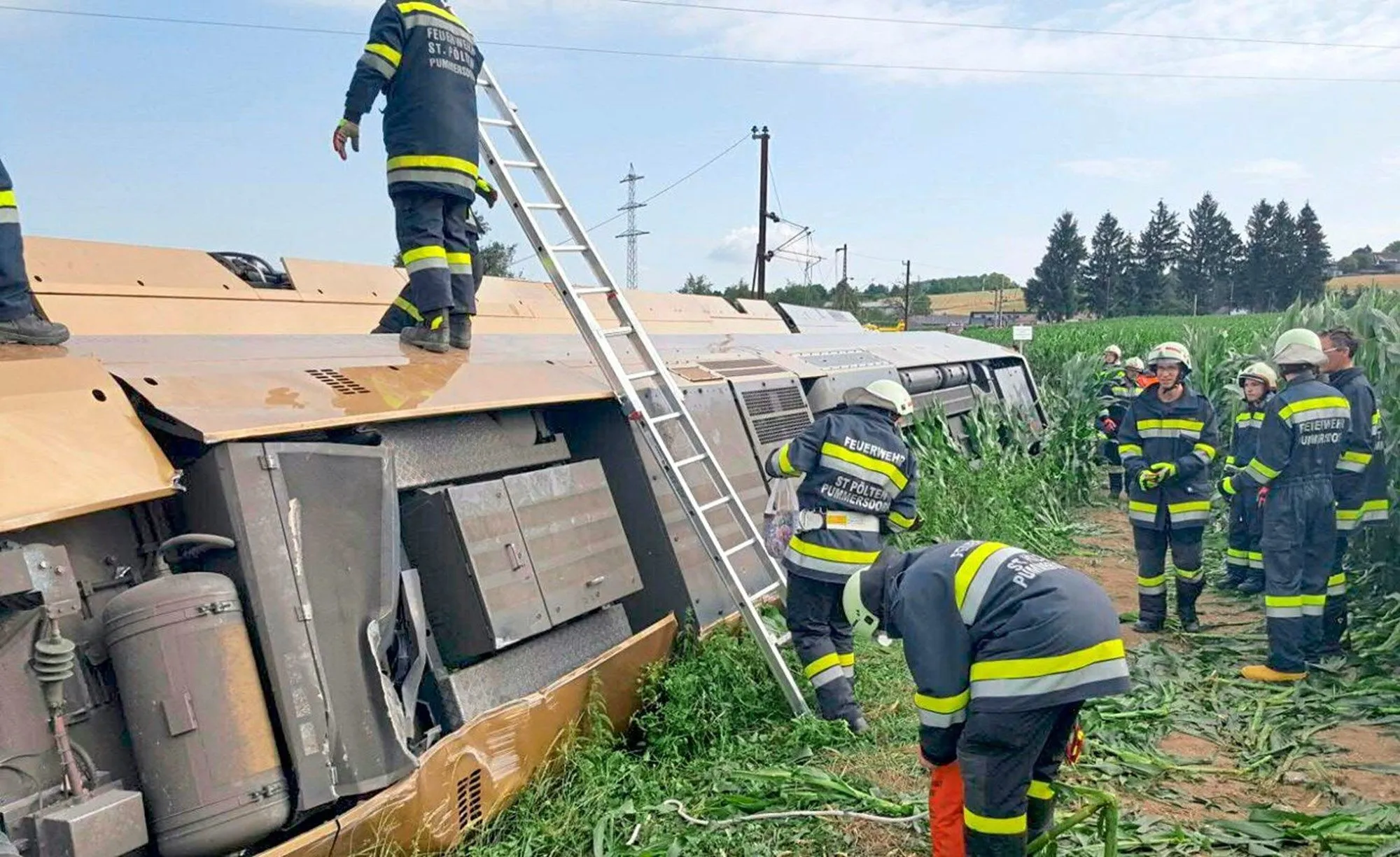 Потяг пасажири Австрія Потяг пасажири Австрія