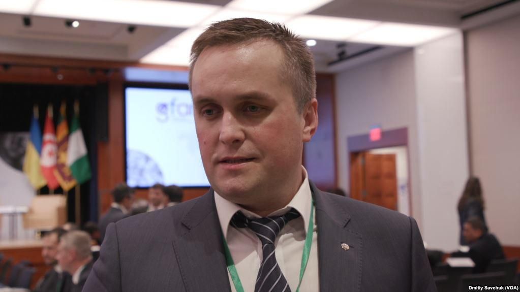 Родина Холодницького безкоштовно отримала півгектара землі під Києвом, – Центр протидії корупції Родина Холодницького безкоштовно отримала півгектара землі під Києвом, – Центр протидії корупції