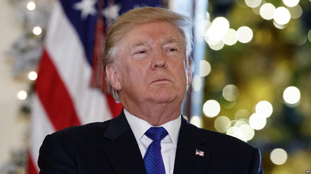 Низка штатів подали до суду на адміністрацію Трампа через політику розділення сімей мігрантів Низка штатів подали до суду на адміністрацію Трампа через політику розділення сімей мігрантів