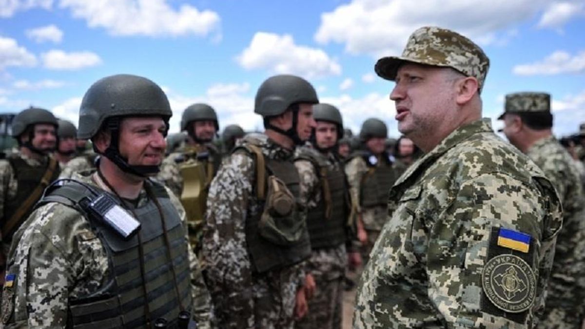 Турчинов назвав запоруку успіху захисту України при масштабному конфлікті Турчинов назвав запоруку успіху захисту України при масштабному конфлікті