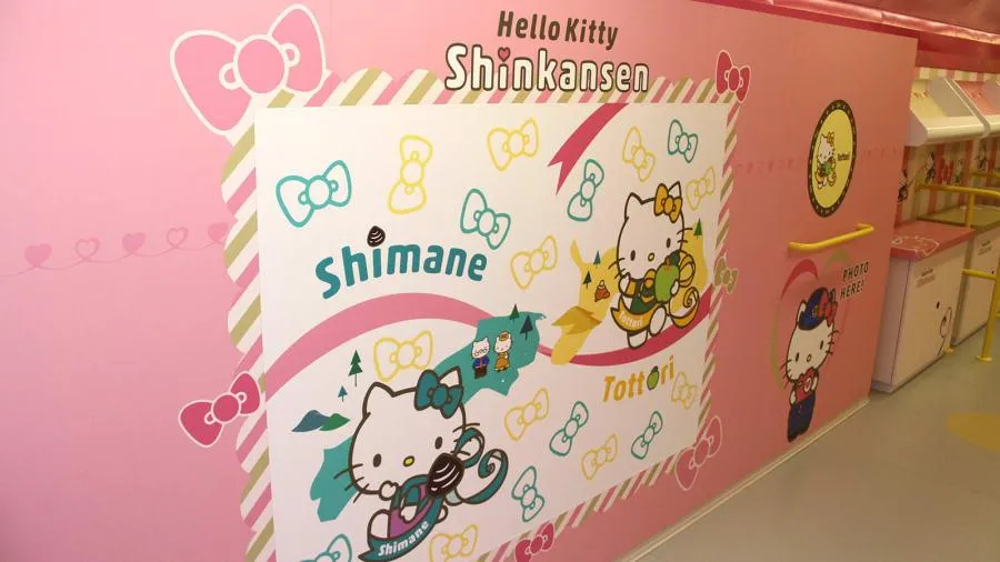 В Японії запустять поїзд Hello Kitty