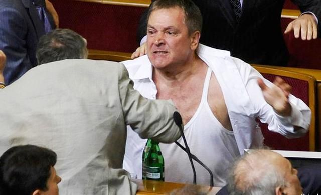 Скандальний екс-регіонал Колесніченко пригрозив Україні та Порошенку Скандальний екс-регіонал Колесніченко пригрозив Україні та Порошенку