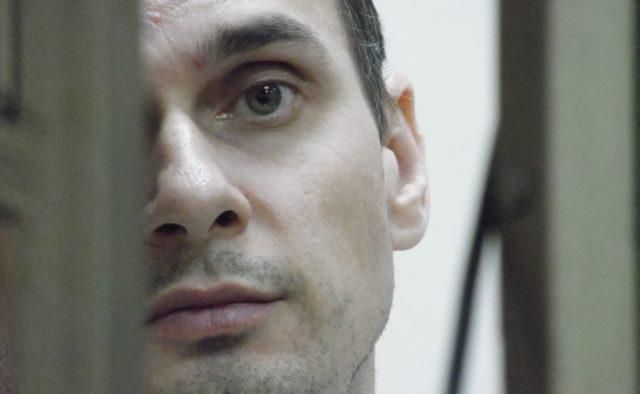 Тотальне недотримання домовленостей: МЗС України відреагувало на відмову у зустрічі з Сенцовим Тотальне недотримання домовленостей: МЗС України відреагувало на відмову у зустрічі з Сенцовим