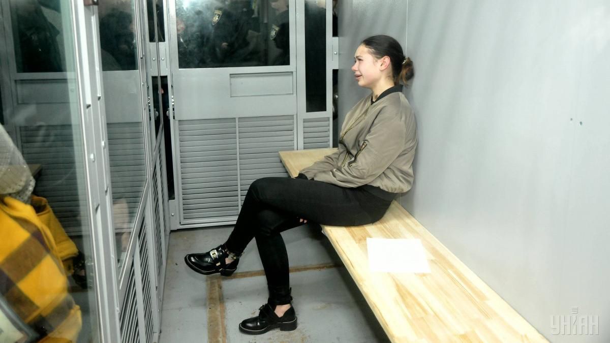 Зайцева не в СІЗО: з'явилися фото, як учасниця смертельної ДТП перебуває на вулиці Зайцева не в СІЗО: з'явилися фото, як учасниця смертельної ДТП перебуває на вулиці