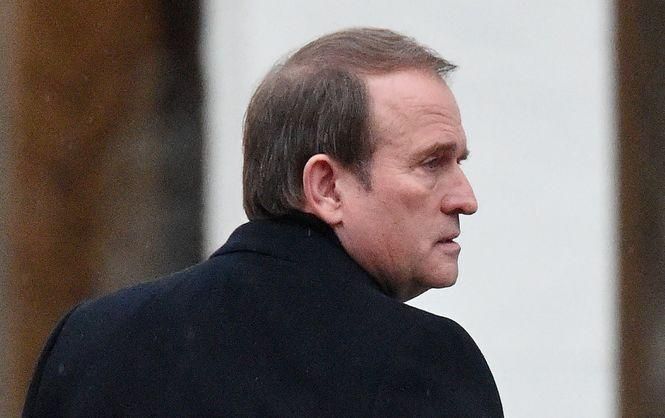 Трюкам Медведчука у судах можуть позаздрити професійні шулери, – Лещенко Трюкам Медведчука у судах можуть позаздрити професійні шулери, – Лещенко