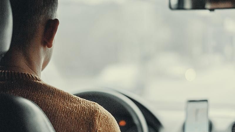 Uber автоматически будет отключать водителей, которые провели за рулем 12 часов Uber автоматически будет отключать водителей, которые провели за рулем 12 часов