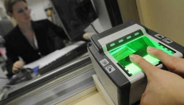 Українці не завжди можуть отримати вже готовий біометричний паспорт: ДМС назвала причини