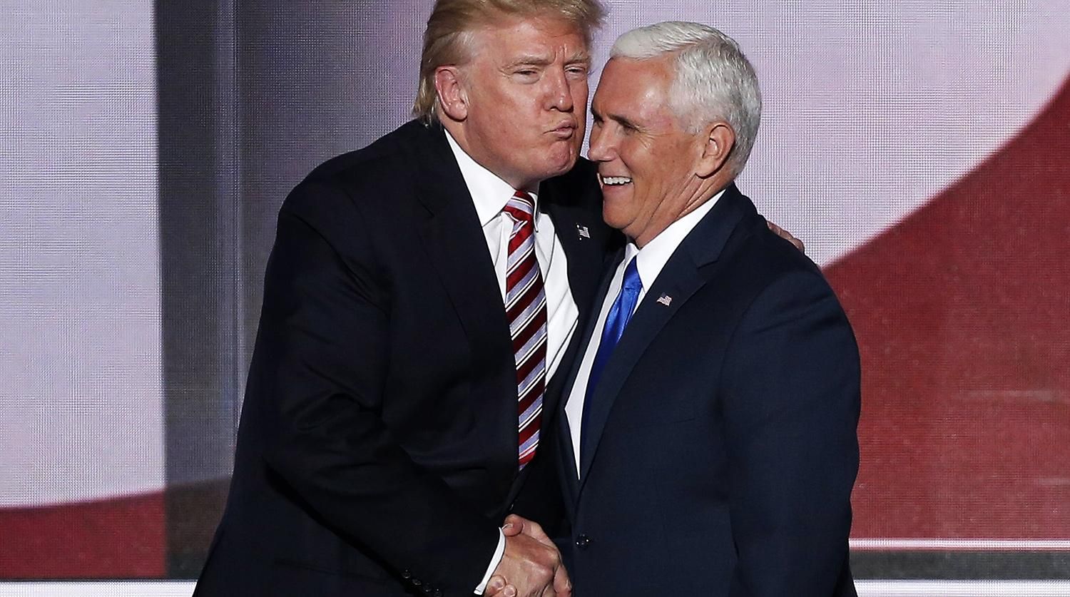 Это только начало: Пенс расхвалил встреча Трампа и Путина Это только начало: Пенс расхвалил встреча Трампа и Путина