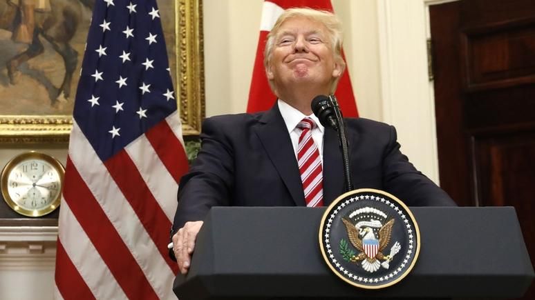 Трамп ответил на критику после встречи с Путиным Трамп ответил на критику после встречи с Путиным