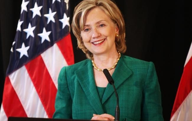 Клинтон прокомментировала встречу Трампа с Путиным Клинтон прокомментировала встречу Трампа с Путиным