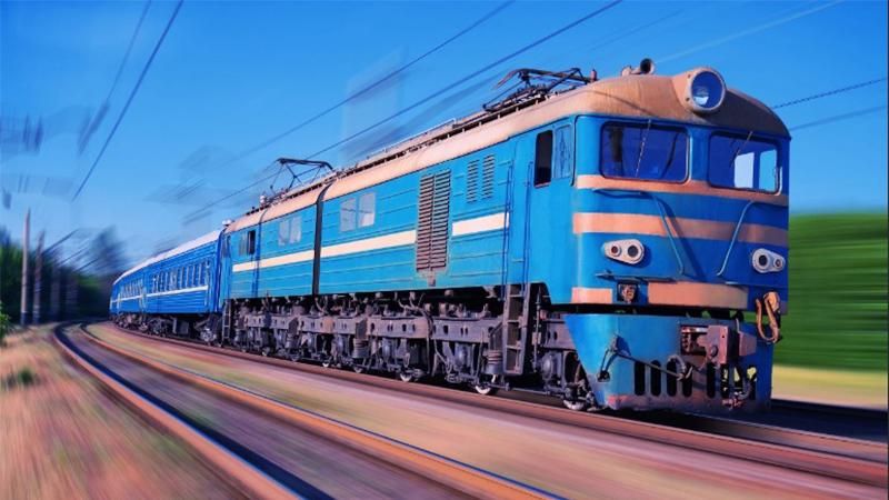 На Миколаївщині потяг переїхав жінку, машиністи намагалися позбутися тіла