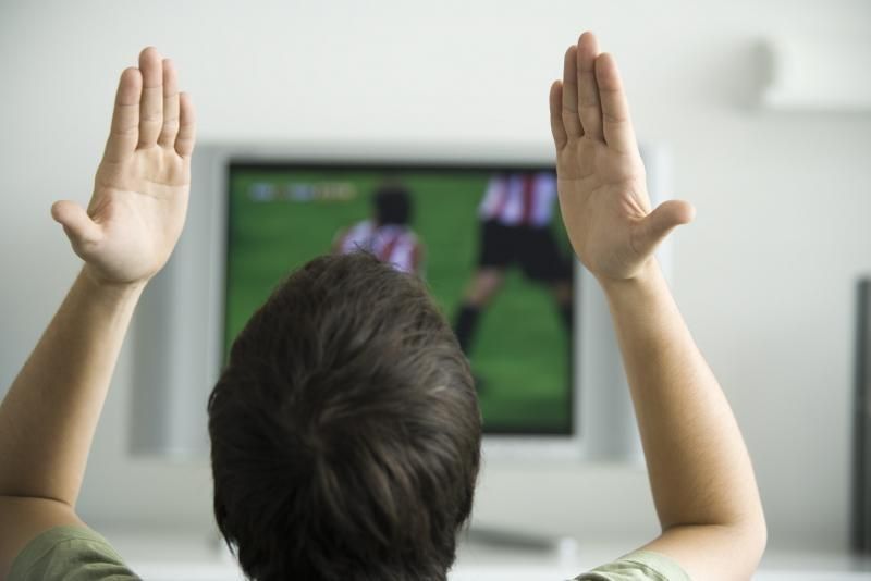 Поки Олег Сенцов голодує: шокуюча статистика перегляду українцями матчів у Росії Поки Олег Сенцов голодує: шокуюча статистика перегляду українцями матчів у Росії