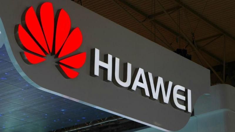 Новий смартфон Huawei середнього класу P smart+ незабаром з’явиться в Україні