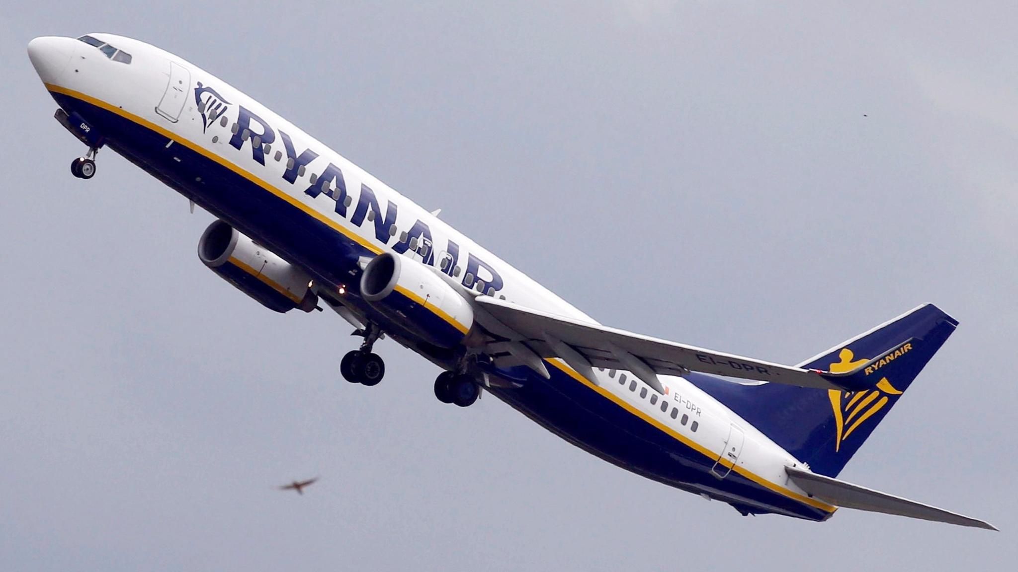 Ryanair скасував рейси із трьох країн Європи через страйк бортпровідників Ryanair скасував рейси із трьох країн Європи через страйк бортпровідників