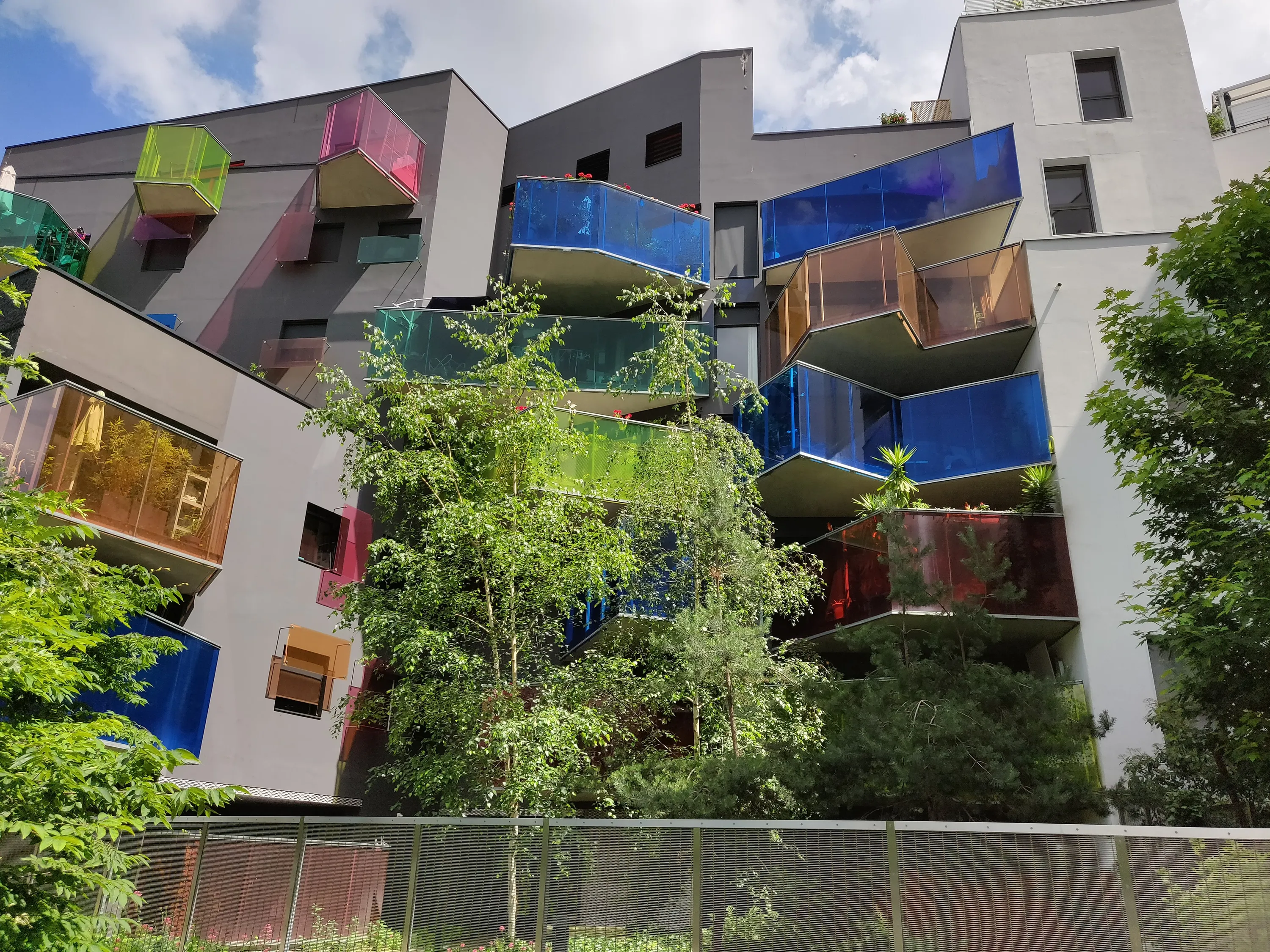 Як знімає OnePlus 6 