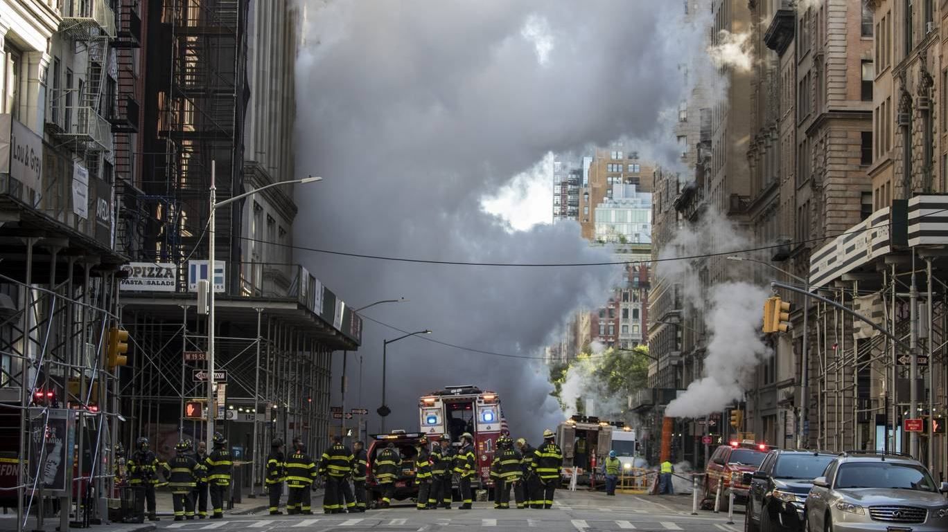 У Нью-Йорку стався вибух: центр міста – у паніці 