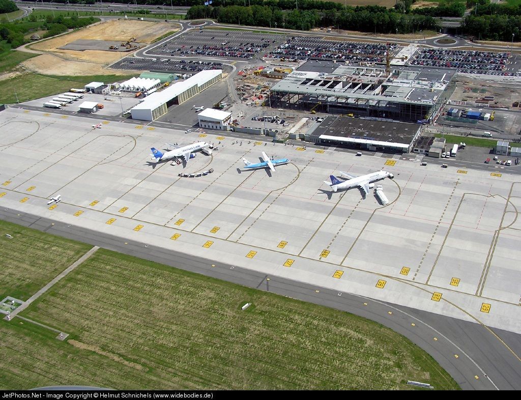 У Бельгії закрили всі аеропорти через порушення роботи бази даних про польоти