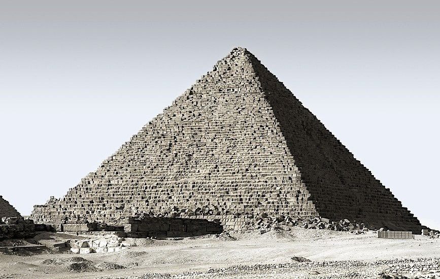 Вчені відкрили загадковий єгипетський "чорний саркофаг": фото