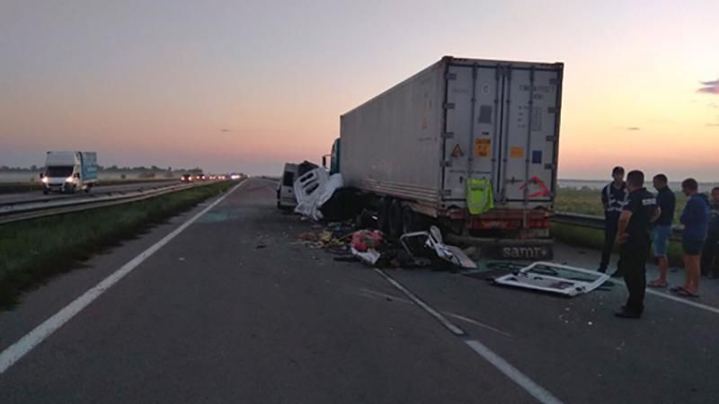 Смертельное ДТП на Николаевщине: пассажиры маршрутки вспомнили, что предшествовало аварии Смертельное ДТП на Николаевщине: пассажиры маршрутки вспомнили, что предшествовало аварии