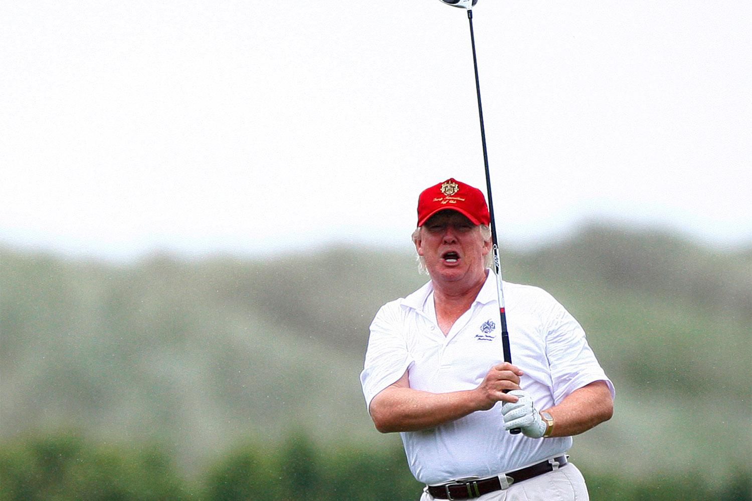 В США над гольф-клубом Трампа перехватили небольшой самолет